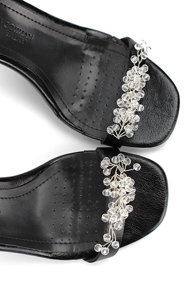 Zaya Esnek Yumuşak Kaymaz Taban (8 cm) Siyah Rugan El Yapımı Şeffaf Boncuk Detaylı Kadın Topuklu Ayakkabı