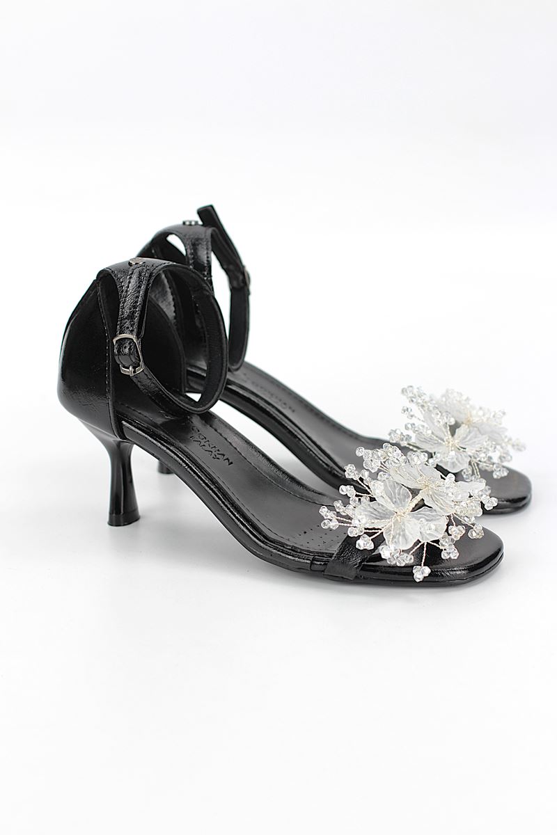 Bijou Esnek Yumuşak Kaymaz Taban (4 cm) Siyah Rugan El Yapımı Şeffaf Yaprak Detaylı Kadın Topuklu Ayakkabı