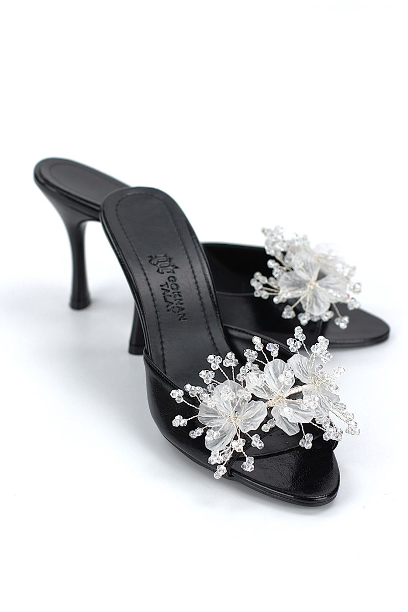 Cosima Esnek Yumuşak Kaymaz Taban (8 cm) Siyah Rugan El Yapımı şeffaf Yaprak Detaylı Kadın Topuklu Terlik 