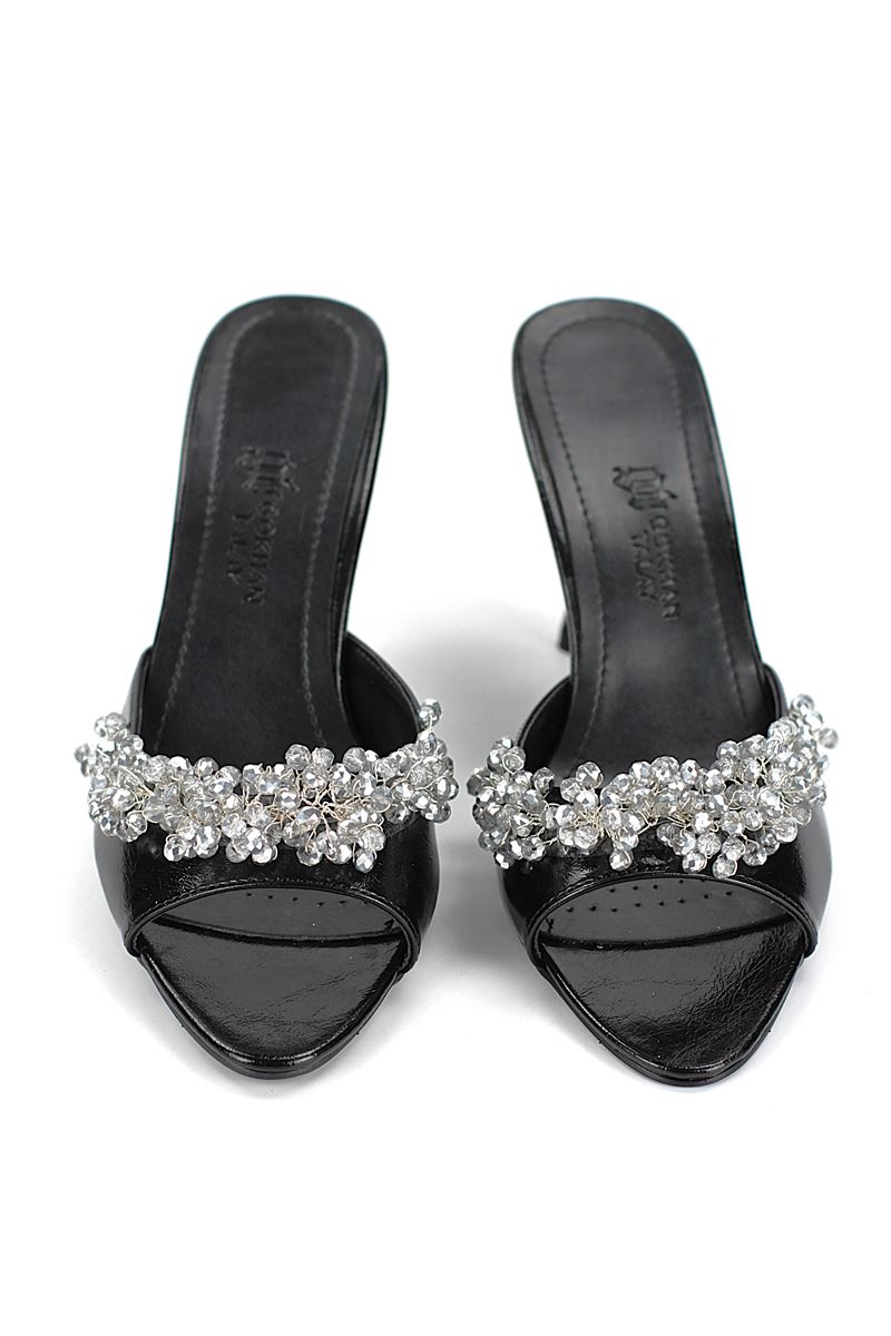 Lucine Esnek Yumuşak Kaymaz Taban (8 cm) Rugan Siyah  El Yapımı Gümüş Boncuk Detaylı Kadın Topuklu Terlik 