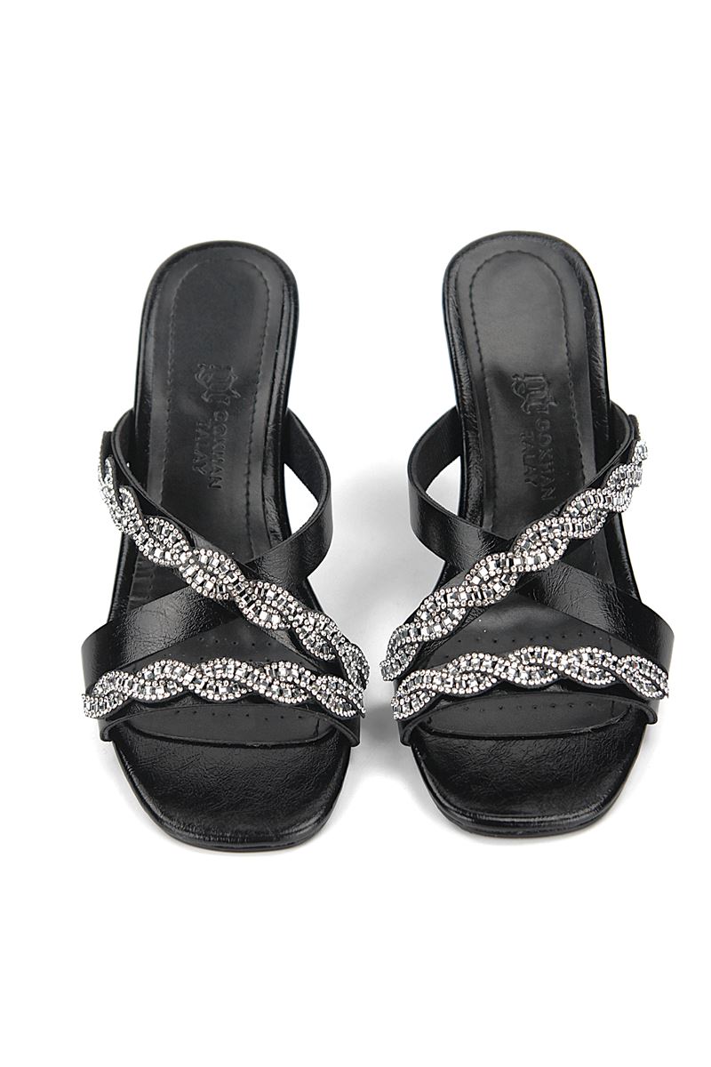 Velmora Esnek Yumuşak Kaymaz Taban (8 cm) Siyah Rugan  Çapraz Çift Sıra Burgu Gümüş Taş Kadın Topuklu Terlik