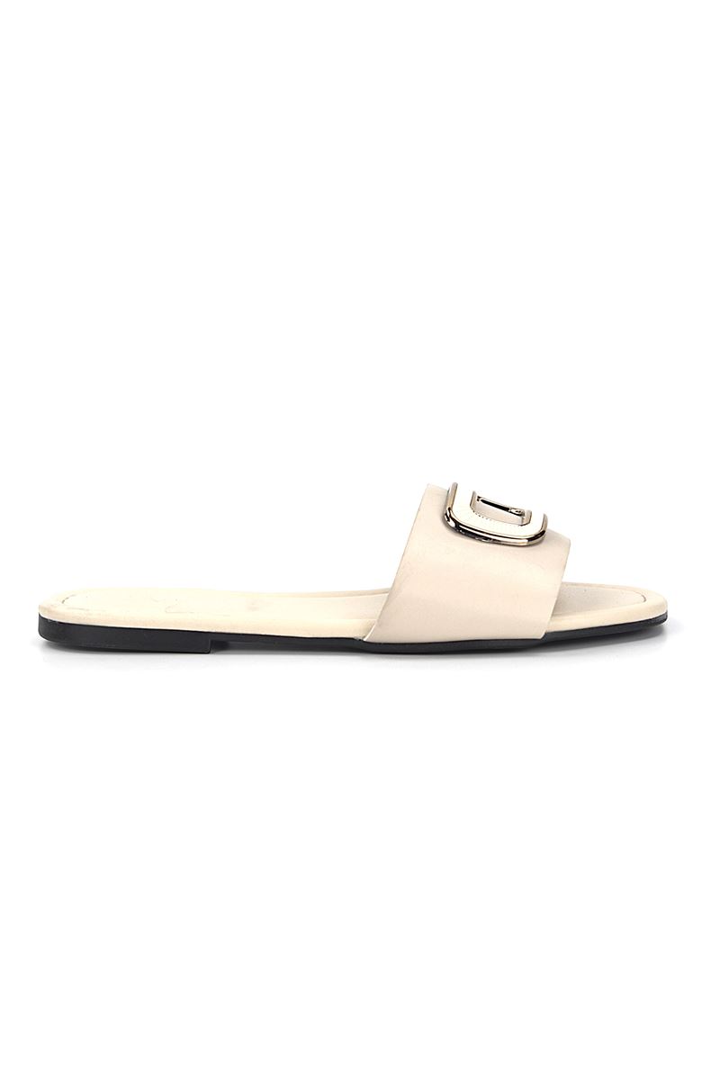 Alenya  Bej Cilt Kemik Toka Detaylı Kadın Terlik