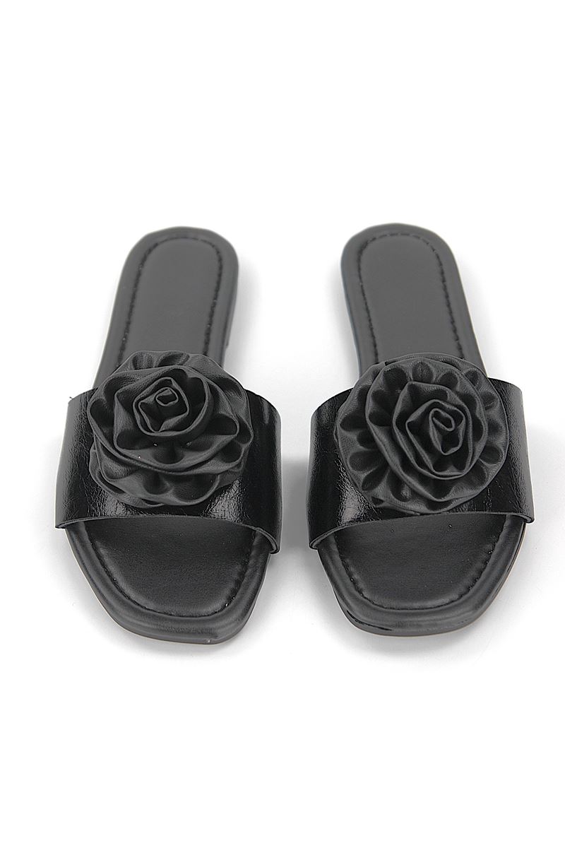 Rosenya Siyah Rugan El Yapımı  Gül Detaylı Kadın Terlik