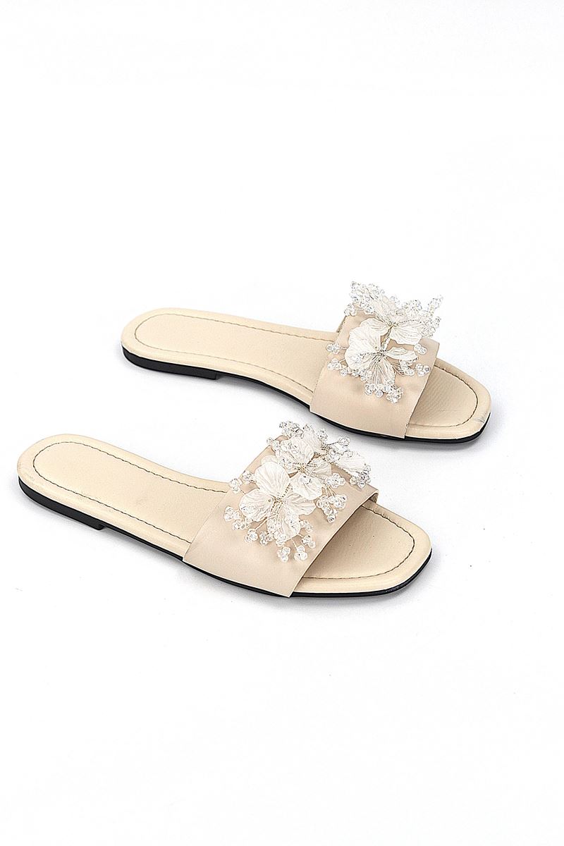 Florelle Bej Cilt El Yapımı  Şeffaf Yaprak Boncuk Detaylı Kadın Terlik