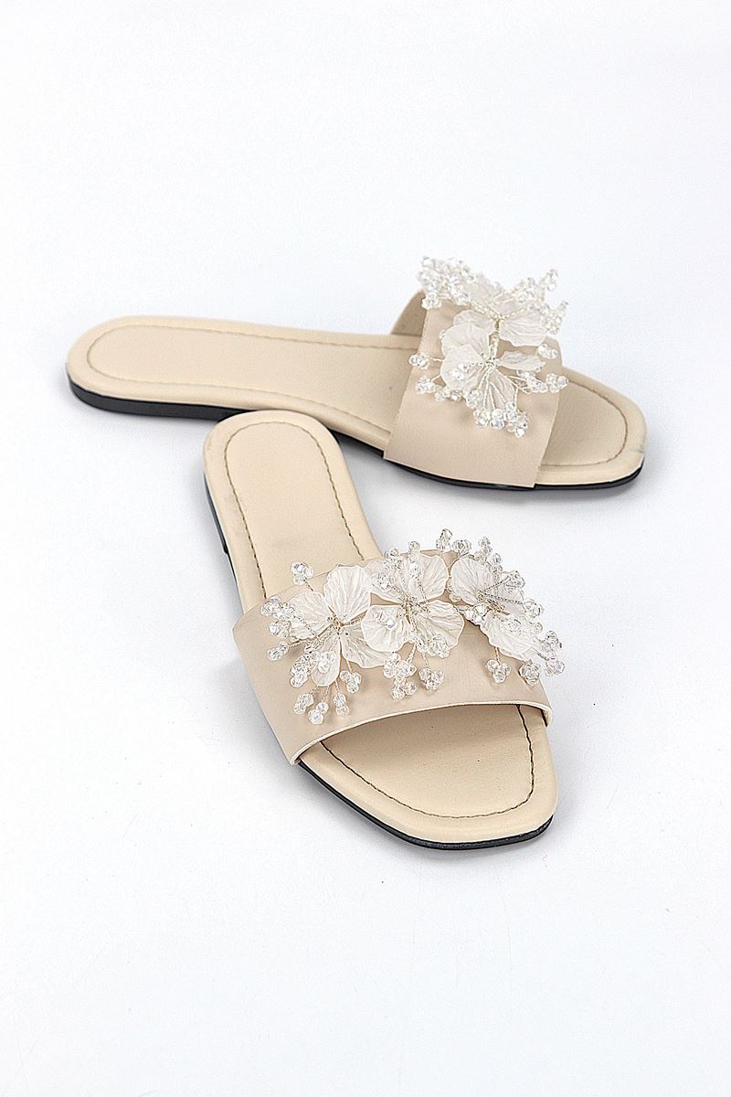 Florelle Bej Cilt El Yapımı  Şeffaf Yaprak Boncuk Detaylı Kadın Terlik