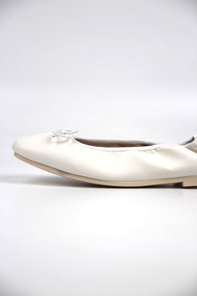 Uliana Kadın Köşeli Burun Fiyonklu Esnek Taban Katlanabilir Beyaz Babet Ayakkabı