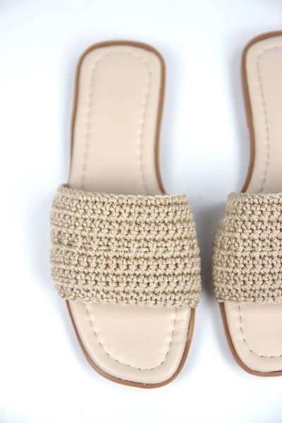 Joyce Kadın El Örgü Bej Terlik