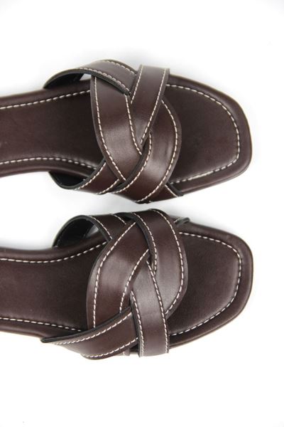 Diane Kadın Çapraz Geçme Dikişli Kahve Cilt Terlik