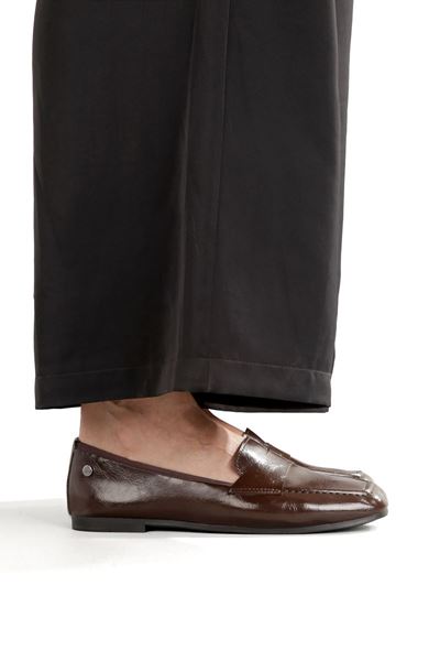 Amaranta Esnek Taban Katlanabilir Kahverengi Rugan Babet Kadın Ayakkabı