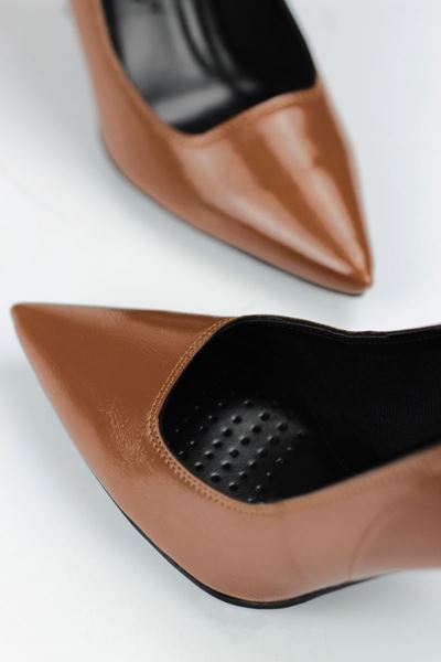 Jimena Esnek Yumuşak Kaymaz Taban (8 cm) Taba Rugan Kadın Topuklu Ayakkabı