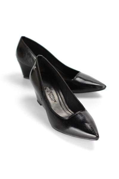 Pia Esnek Yumuşak Kaymaz Taban (4 cm) Kadın Dolgu Topuk Siyah Rugan Ayakkabı