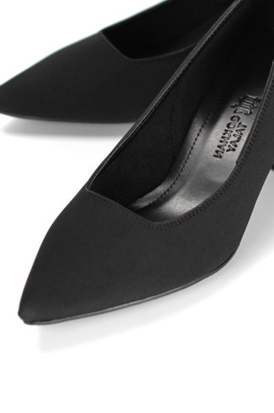 Zaneta Esnek Yumuşak Kaymaz Taban (4 cm) Kadın Kalın Topuk  Siyah Süet Ayakkabı