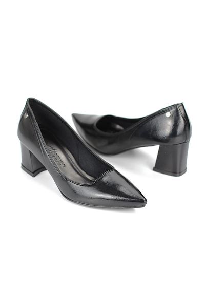 Nevra Esnek Yumuşak Kaymaz Taban (7 cm) Siyah Rugan Kadın Kalın Topuklu Ayakkabı