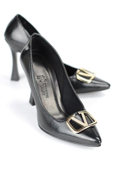 Camille Esnek Yumuşak Kaymaz Taban (10 cm) Siyah Rugan V Toka Kadın Topuklu Ayakkabı