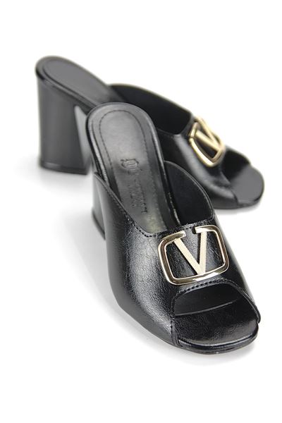 Soraya Esnek Yumuşak Kaymaz Taban (8 cm) Siyah Rugan V Toka Kadın Kalın Topuklu Terlik