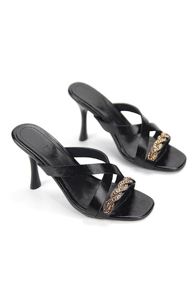 Sira Esnek Yumuşak Kaymaz Taban (8 cm) Siyah Rugan  Çapraz Burgu Koyu Altın Bantlı Kadın Topuklu Terlik