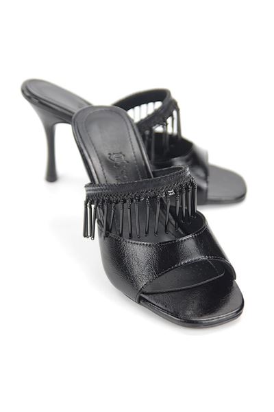 Frina Esnek Yumuşak Kaymaz Taban (8 cm) Siyah Rugan Boncuk Püsküllü Kadın Topuklu Terlik