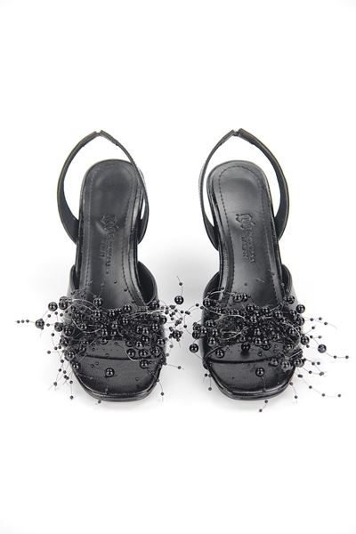 Luvira Esnek Yumuşak Kaymaz Taban (8 cm) Siyah Rugan El Yapımı Boncuk Detaylı Kadın Topuklu Ayakkabı