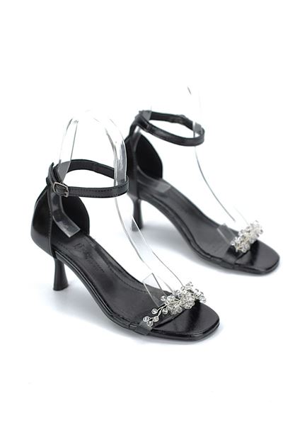 Pearl Esnek Yumuşak Kaymaz Taban (4 cm) Siyah Rugan El Yapımı Şeffaf Boncuk Detaylı Kadın Topuklu Ayakkabı