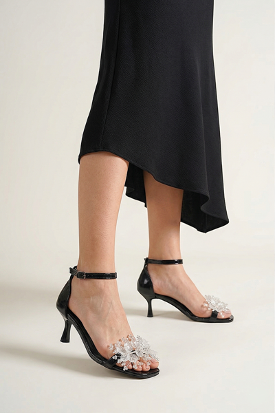 Bijou Esnek Yumuşak Kaymaz Taban (4 cm) Siyah Rugan El Yapımı Şeffaf Yaprak Detaylı Kadın Topuklu Ayakkabı