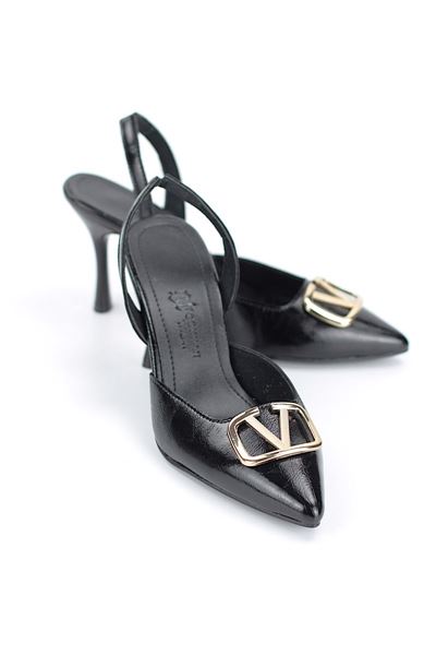 Aurelia Esnek Kaymaz Taban Siyah Rugan (8 cm)  Altın V Toka Detaylı Kadın Topuklu Ayakkabı