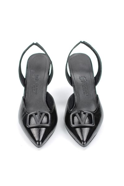 Aurelia Esnek Kaymaz Taban Siyah Rugan (8 cm)  Siyah Mat  V Toka Detaylı Kadın Topuklu Ayakkabı