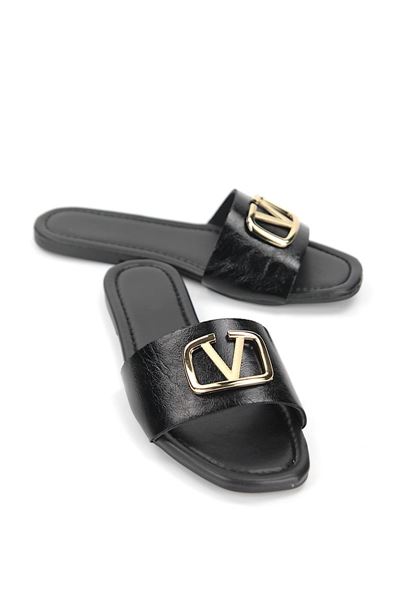 Zeritha Siyah Rugan V Toka Detaylı Kadın Terlik