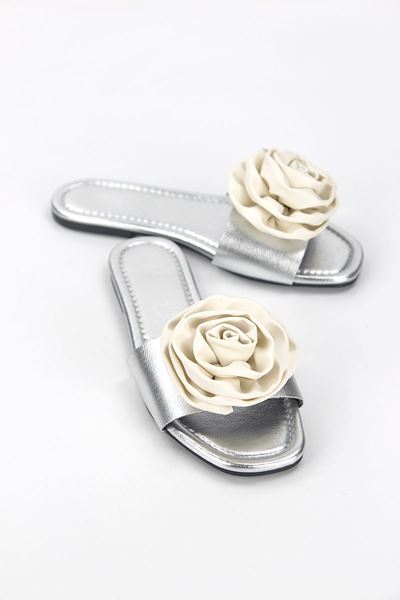 Velrosa Lame Metalik El Yapımı Beyaz Gül Detaylı Kadın Terlik