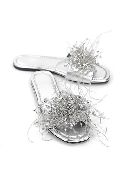 Paloma Lame Metalik El Yapımı Tüylü Boncuk Taş Detaylı Kadın Terlik