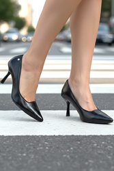 Ayça Esnek Yumuşak Kaymaz Taban (7 cm) Siyah Rugan Kadın Topuklu Ayakkabı